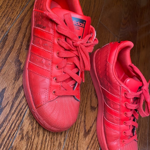 Original Red Superstars - Picture 2 of 5